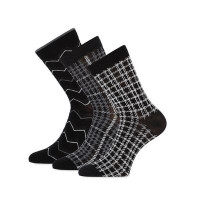 Leuke damessokken in het zwarte ruit