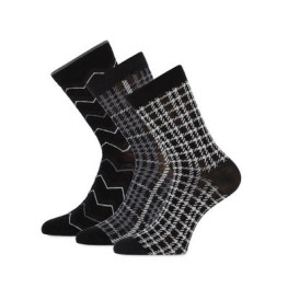 Leuke damessokken in het zwarte ruit